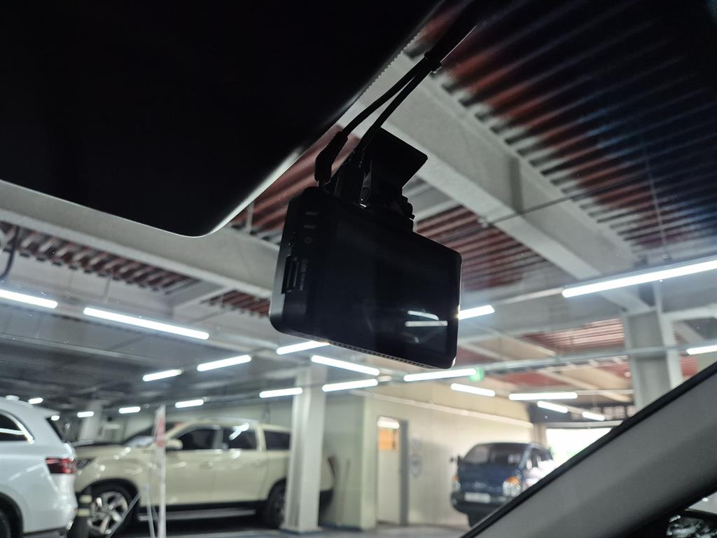 HYUNDAI Grandeur - Vista 11