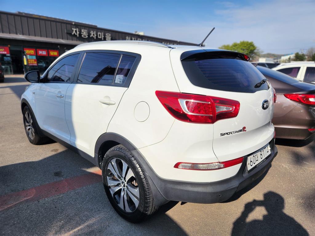 KIA Sportage - Vista 4