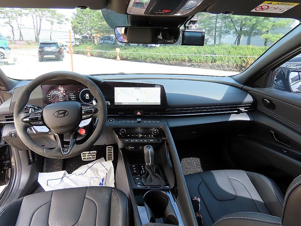 HYUNDAI Avante - Vista 7