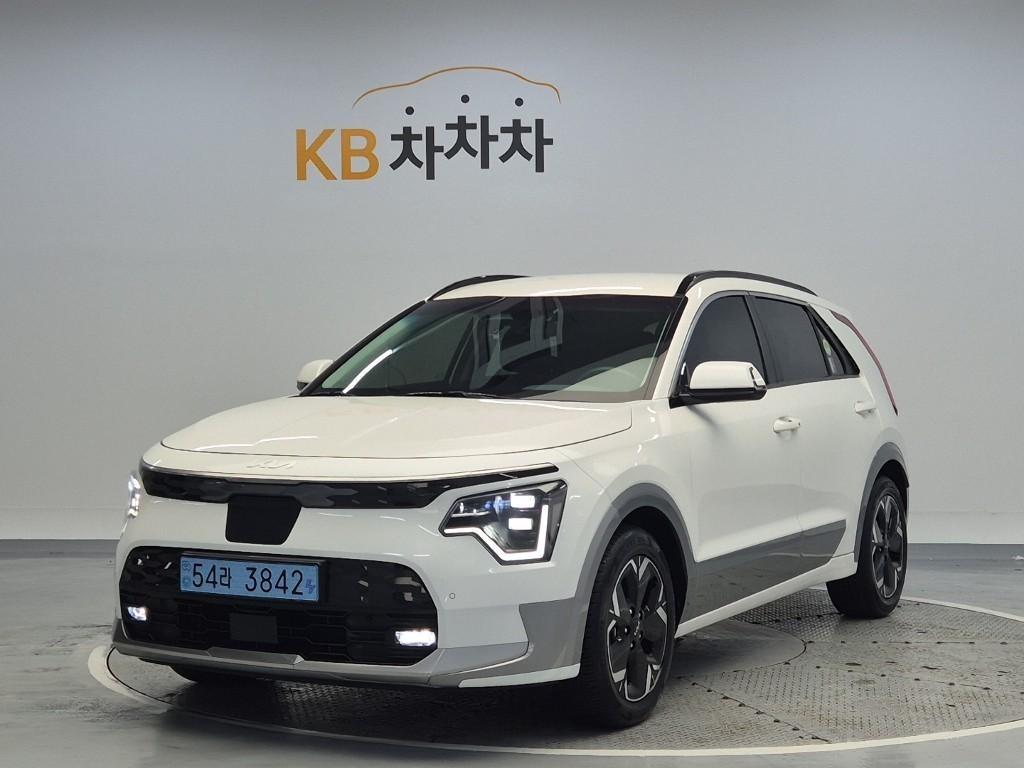 KIA Niro 2023 Blanco - Importación desde Corea - HF Imports Iquique - Foto 1