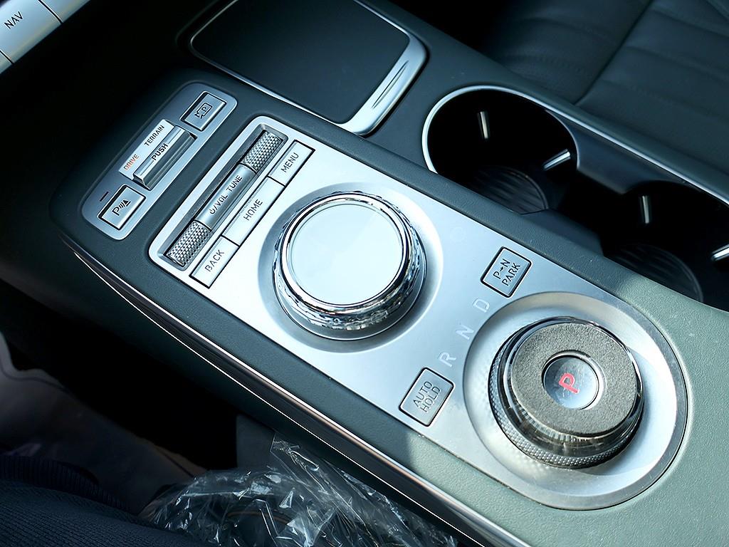 Genesis GV70 2021 Gris - Importación desde Corea - HF Imports Iquique - Foto 7