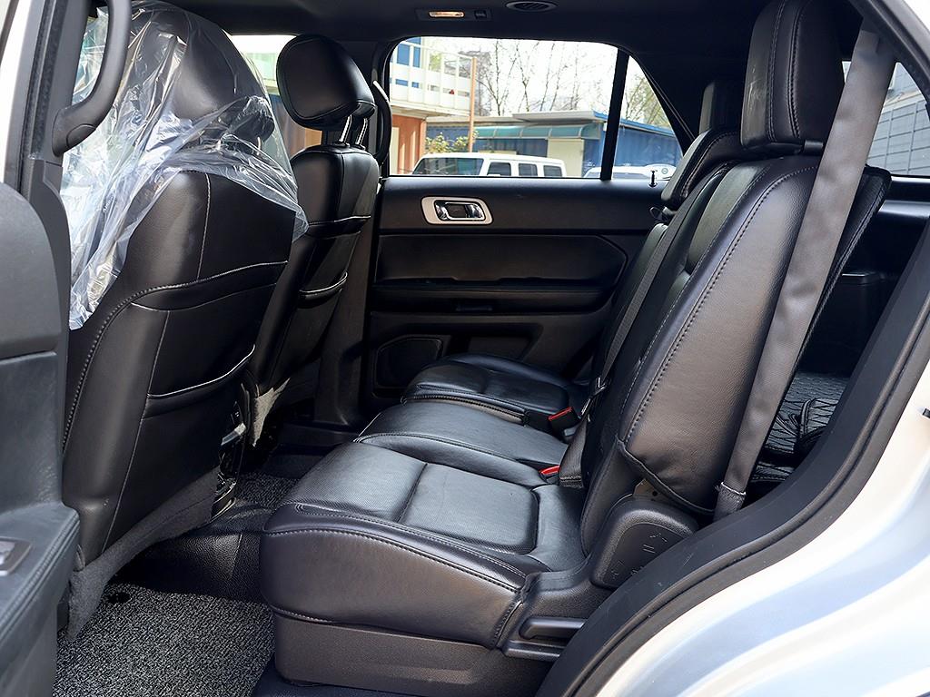 Ford Explorer 2014 the color of pearl - Importación desde Corea - HF Imports Iquique - Foto 12