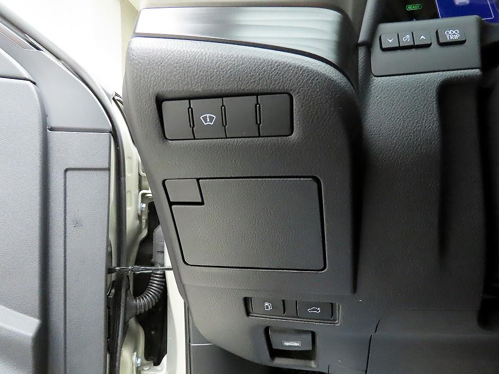 Lexus ES - Vista 12