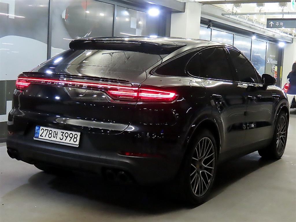 Porsche Cayenne - Vista 4