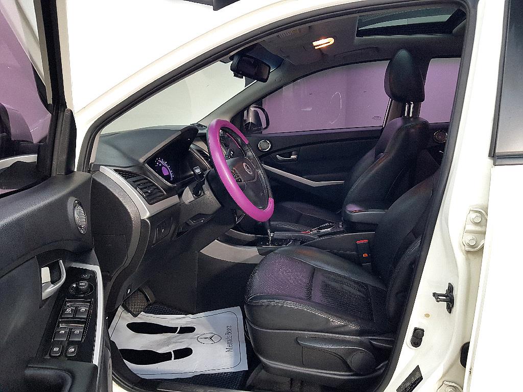 Ssangyong Korando - Vista 8