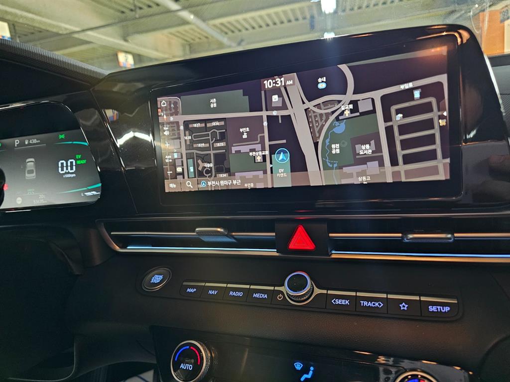 HYUNDAI Avante - Vista 8