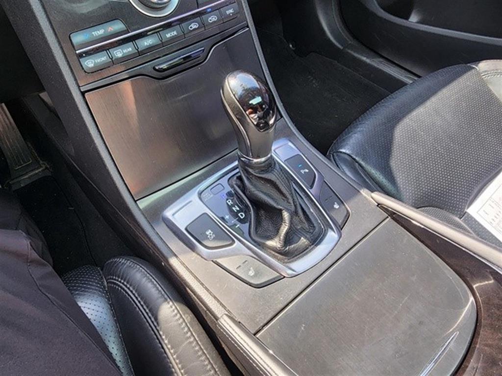 HYUNDAI Grandeur - Vista 11