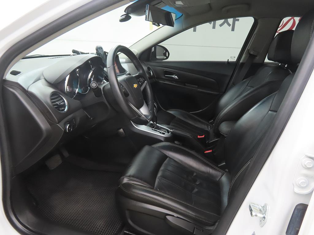 Chevrolet Cruise - Vista 5