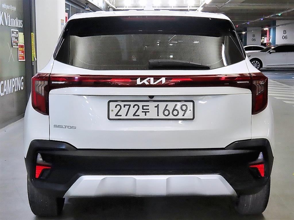 KIA Seltos - Vista 4