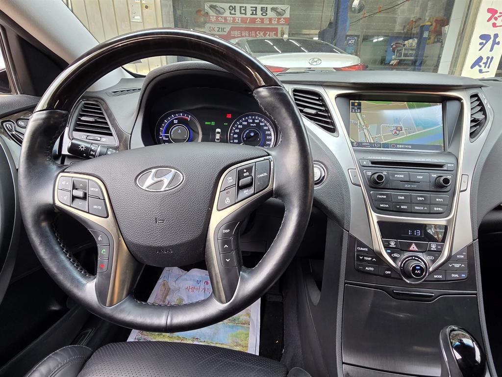 HYUNDAI Grandeur 2015 Gris - Importación desde Corea - HF Imports Iquique - Foto 13