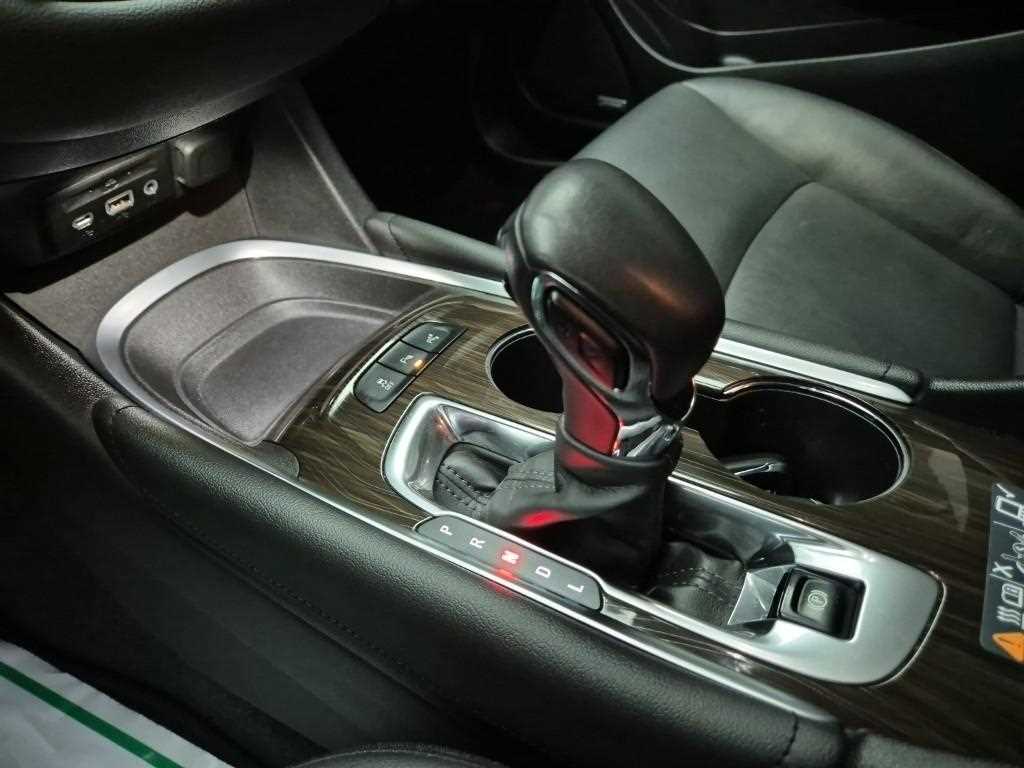 Chevrolet Malibu - Vista 8