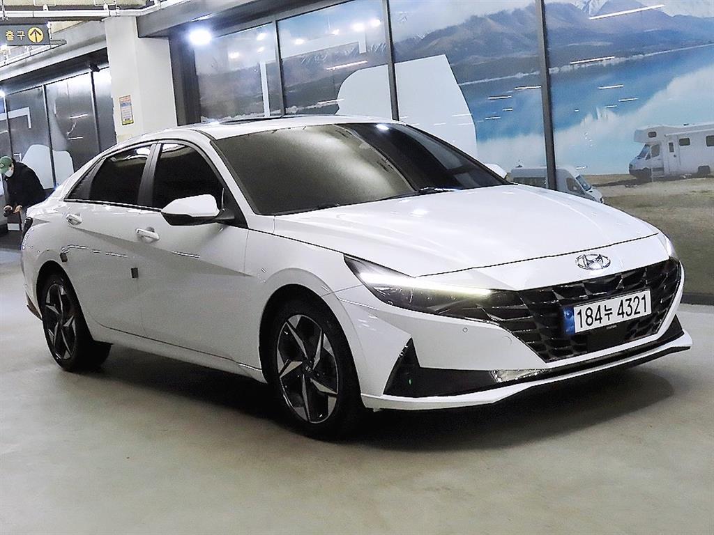 HYUNDAI Avante 2021 Blanco - Importación desde Corea - HF Imports Iquique - Foto 1