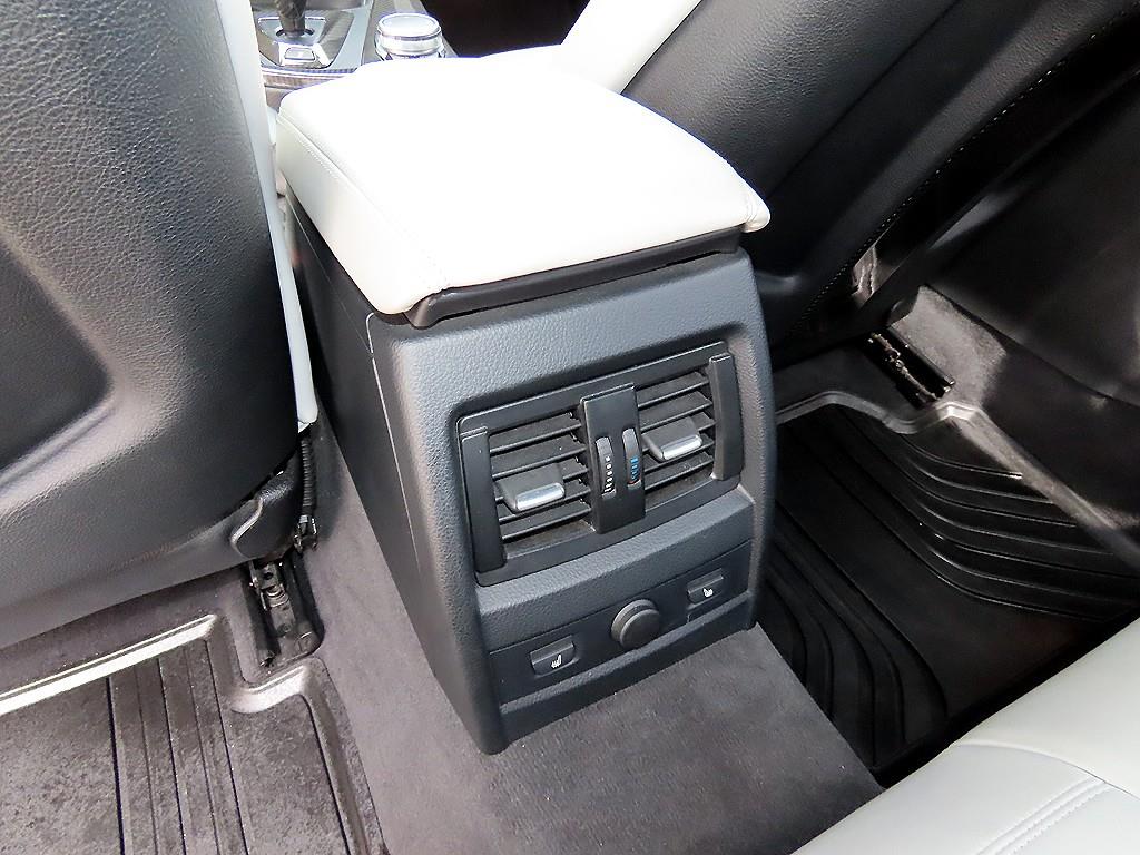 BMW 3 series 2015 Negro - Importación desde Corea - HF Imports Iquique - Foto 18