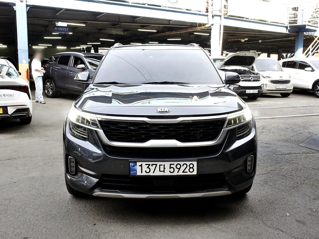 KIA Seltos 2021 Gris - Importación desde Corea - HF Imports Iquique - Foto 1