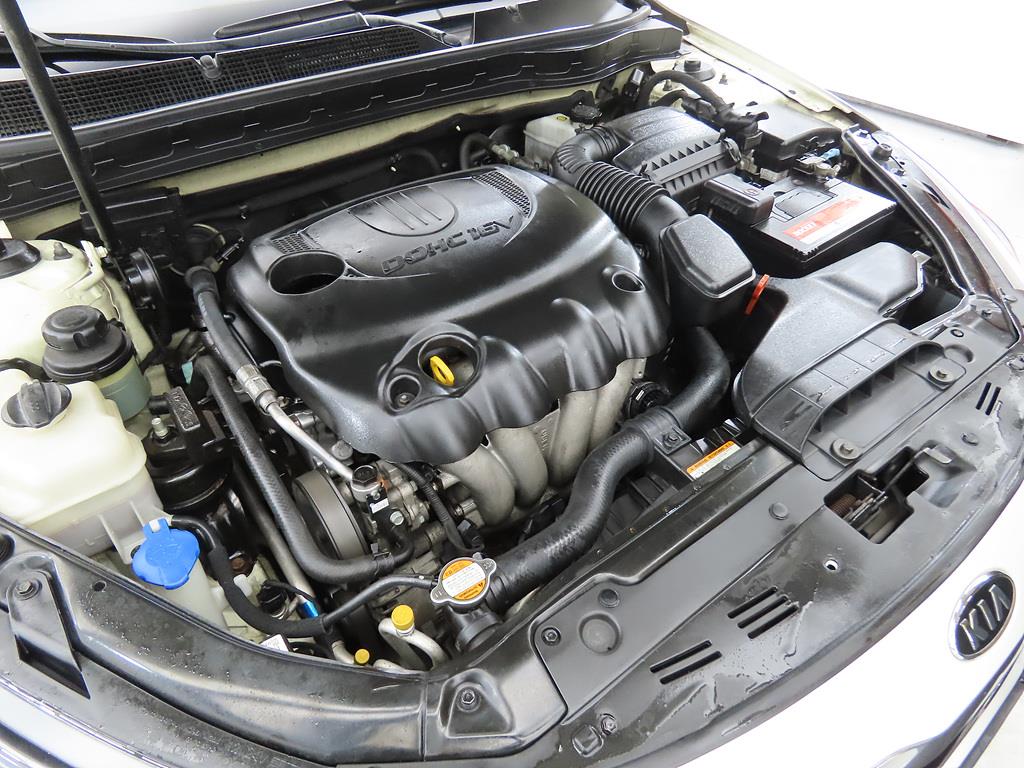 KIA K5 2011 Blanco - Importación desde Corea - HF Imports Iquique - Foto 19