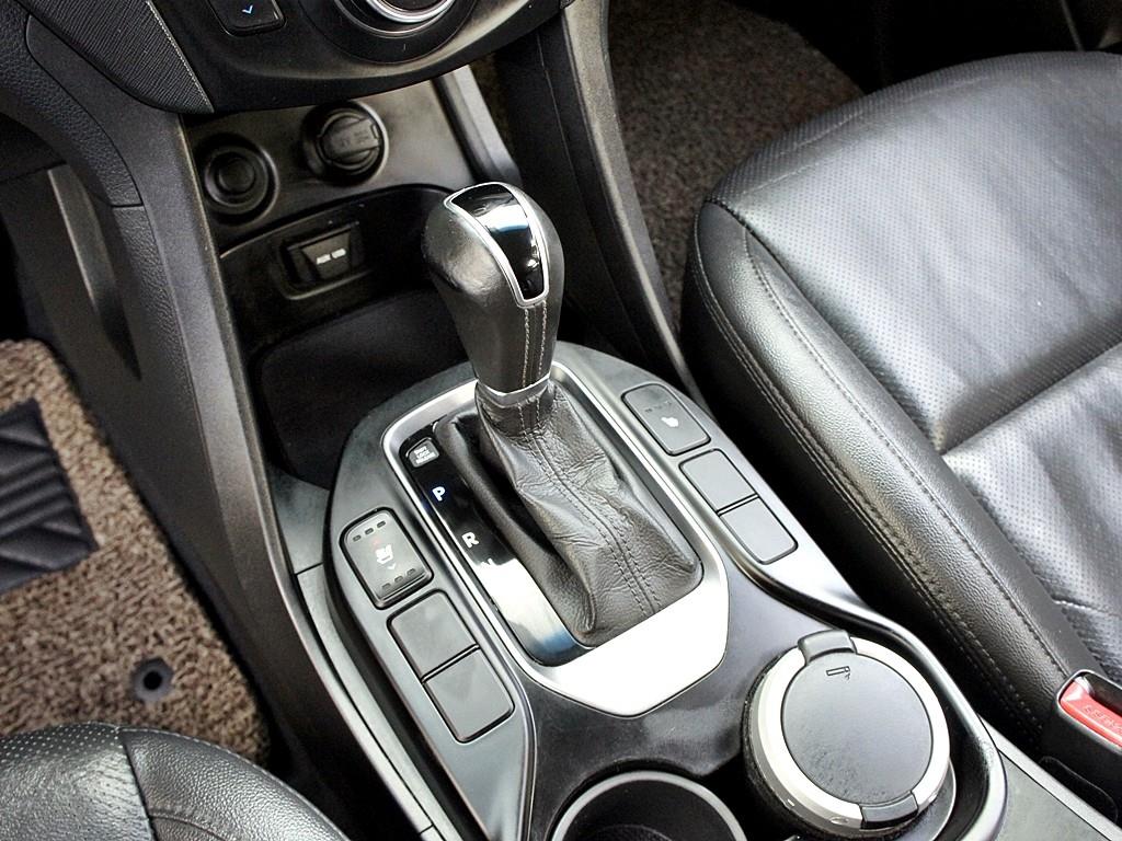HYUNDAI Santa Fe 2013 Gris - Importación desde Corea - HF Imports Iquique - Foto 11