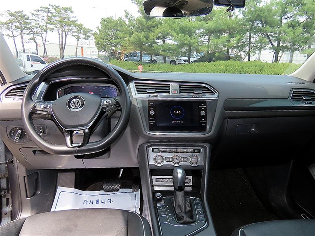 Volkswagen Tiguan - Vista 7