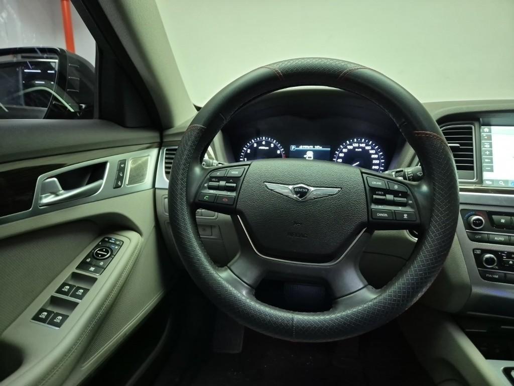 Genesis G80 - Vista 9