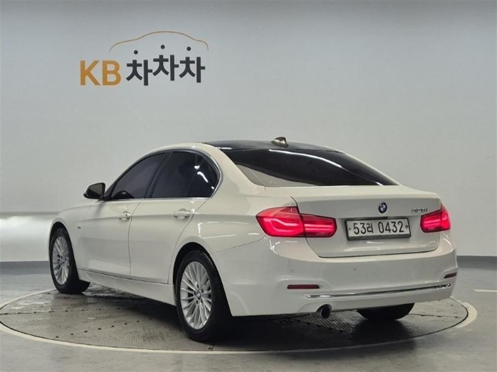 BMW 3 series - Vista 2