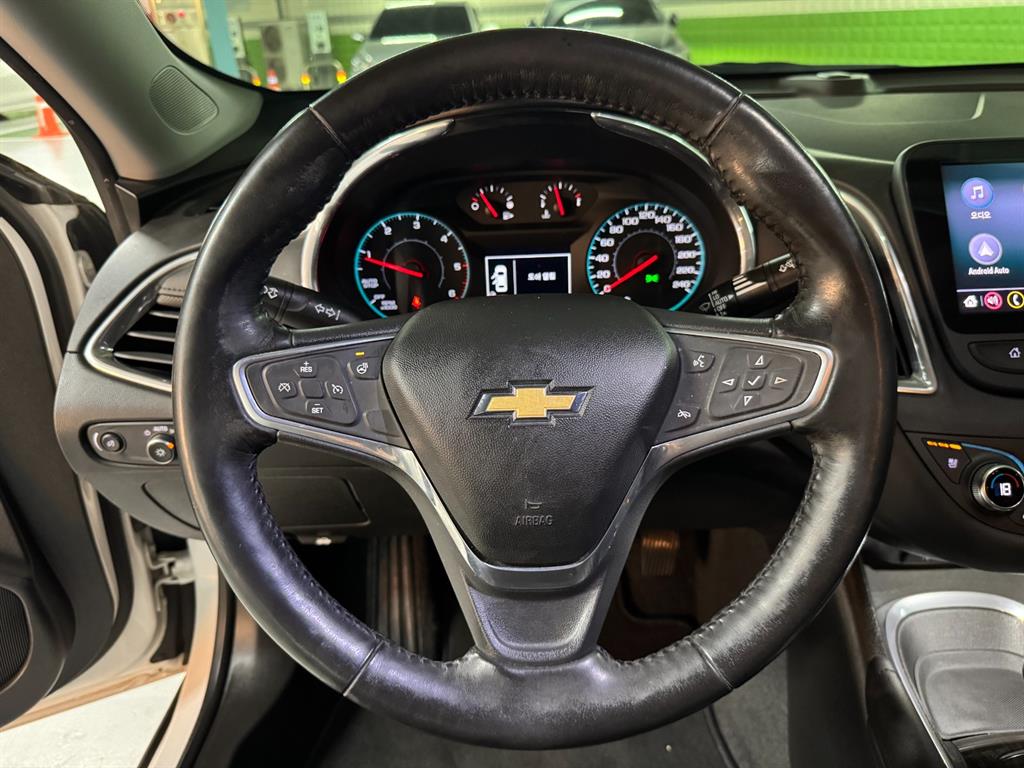 Chevrolet Malibu - Vista 9