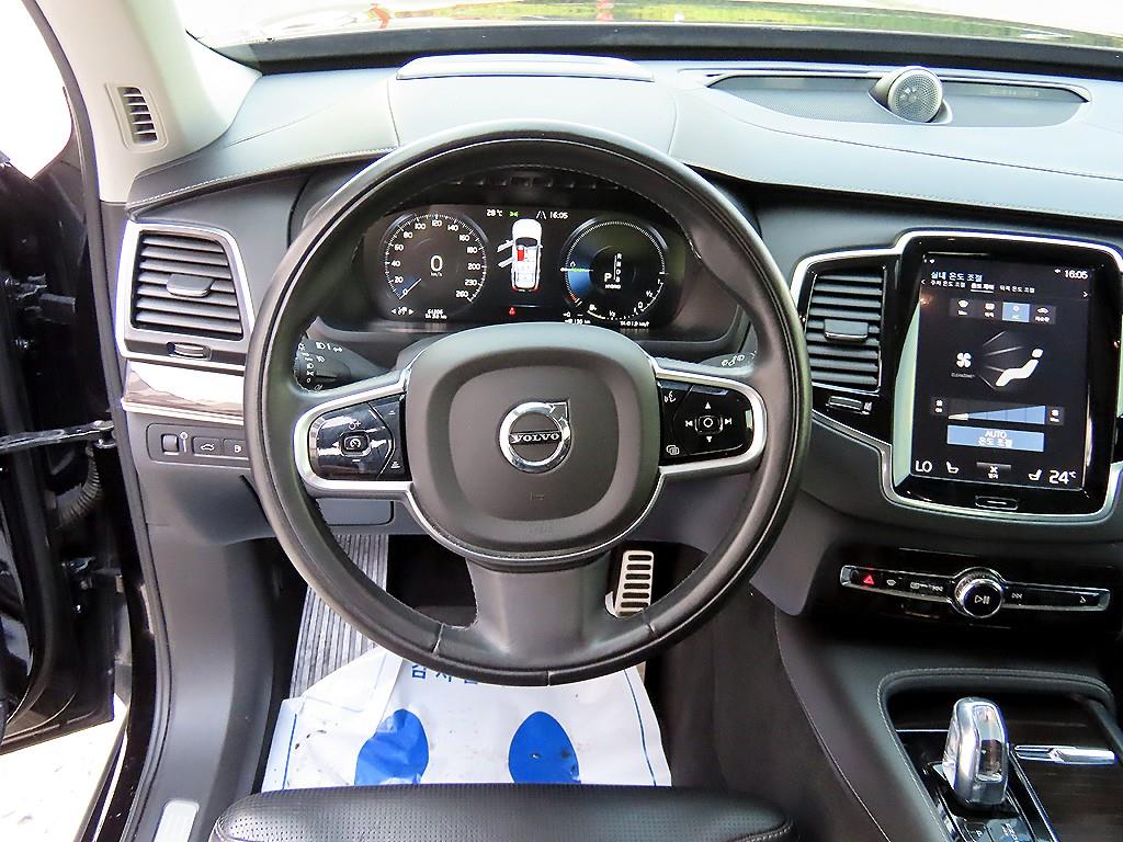 Volvo XC90 - Vista 8