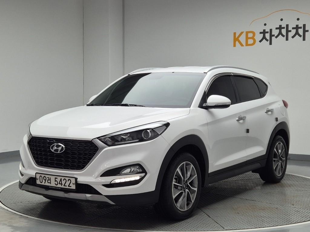 HYUNDAI Tucson 2018 Blanco - Importación desde Corea - HF Imports Iquique - Foto 1