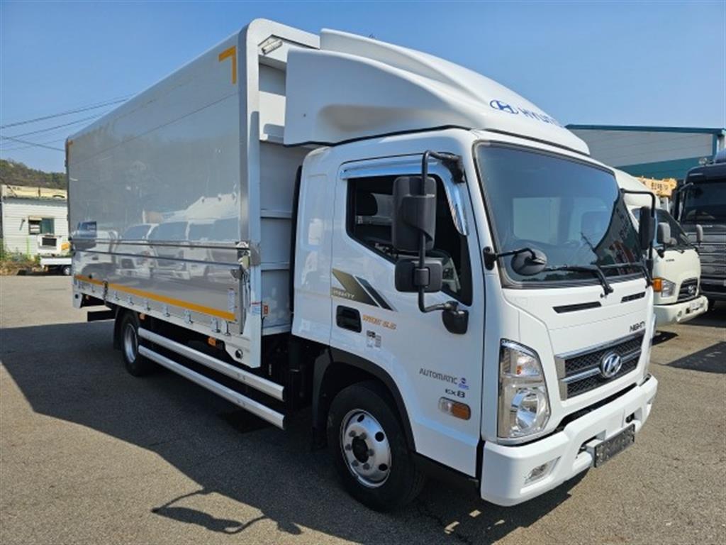 medium and large cargo truck - Vista 3