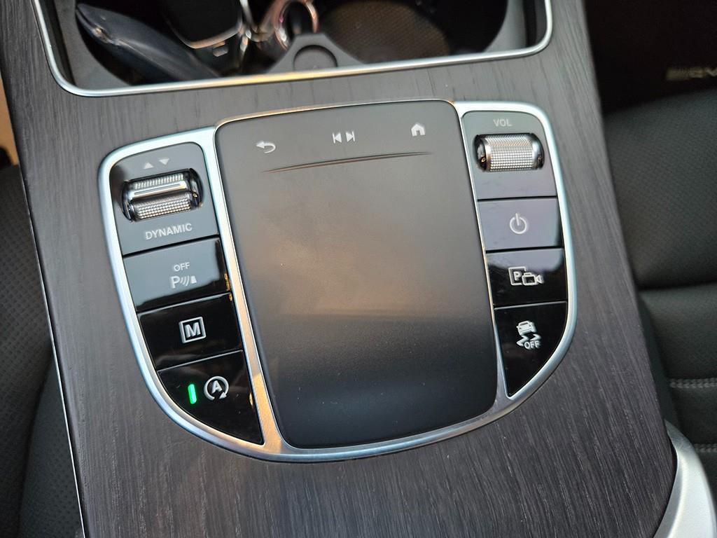 Mercedes Benz GLC Class - Vista 12