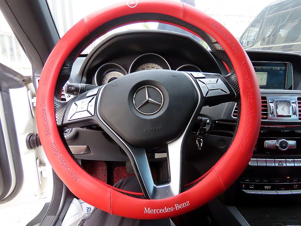 Mercedes Benz E class - Vista 8