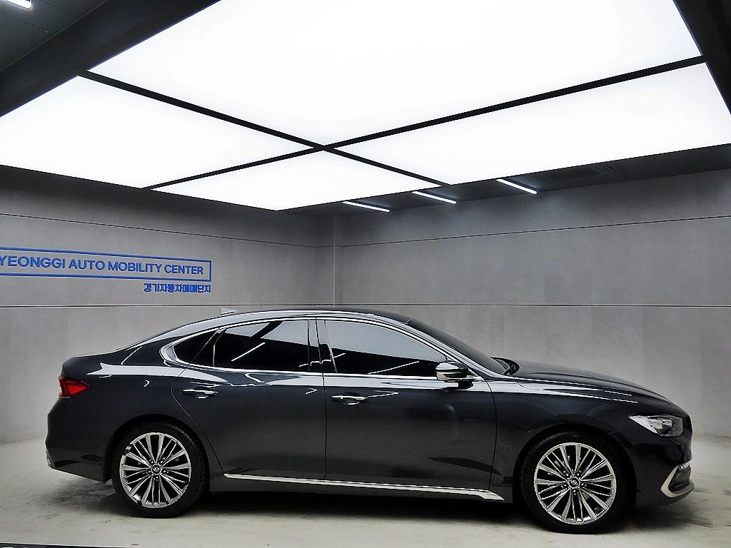 HYUNDAI Grandeur - Vista 2