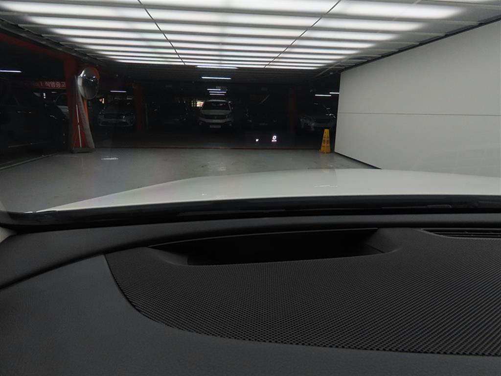 Mercedes Benz E class - Vista 10