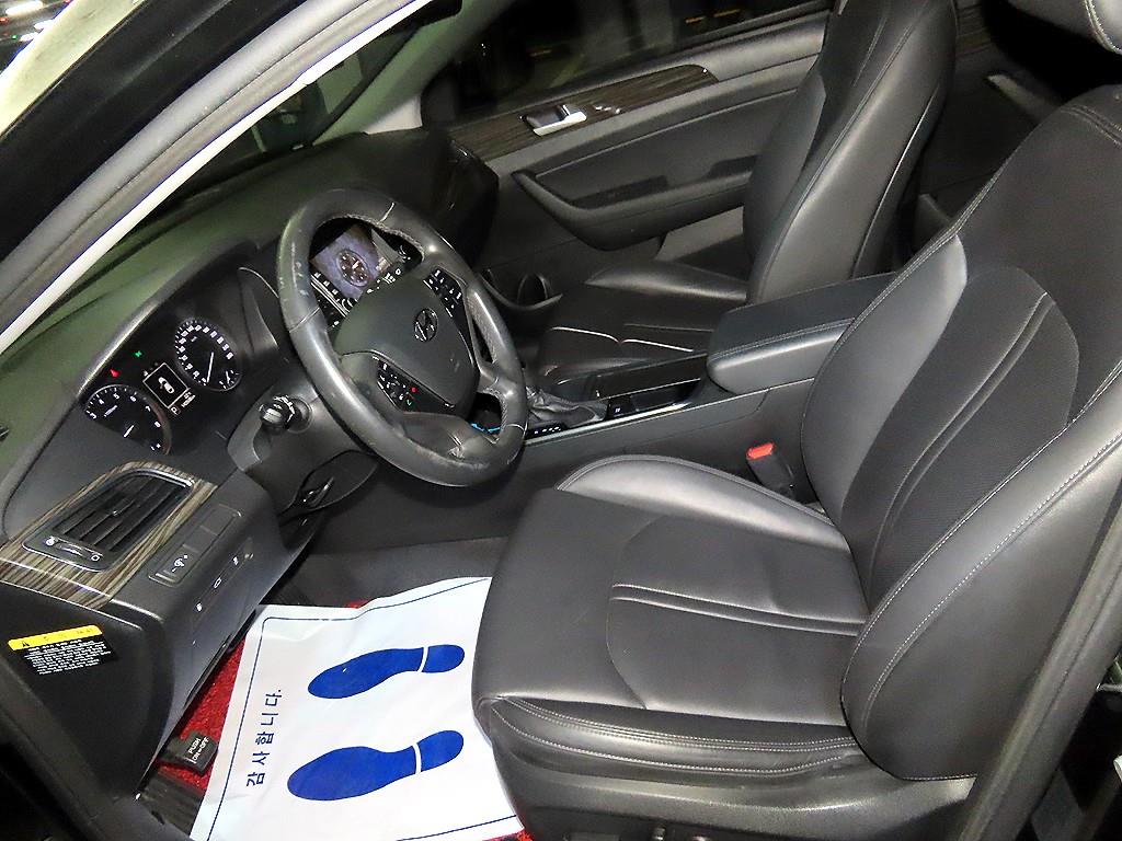 HYUNDAI Sonata - Vista 6