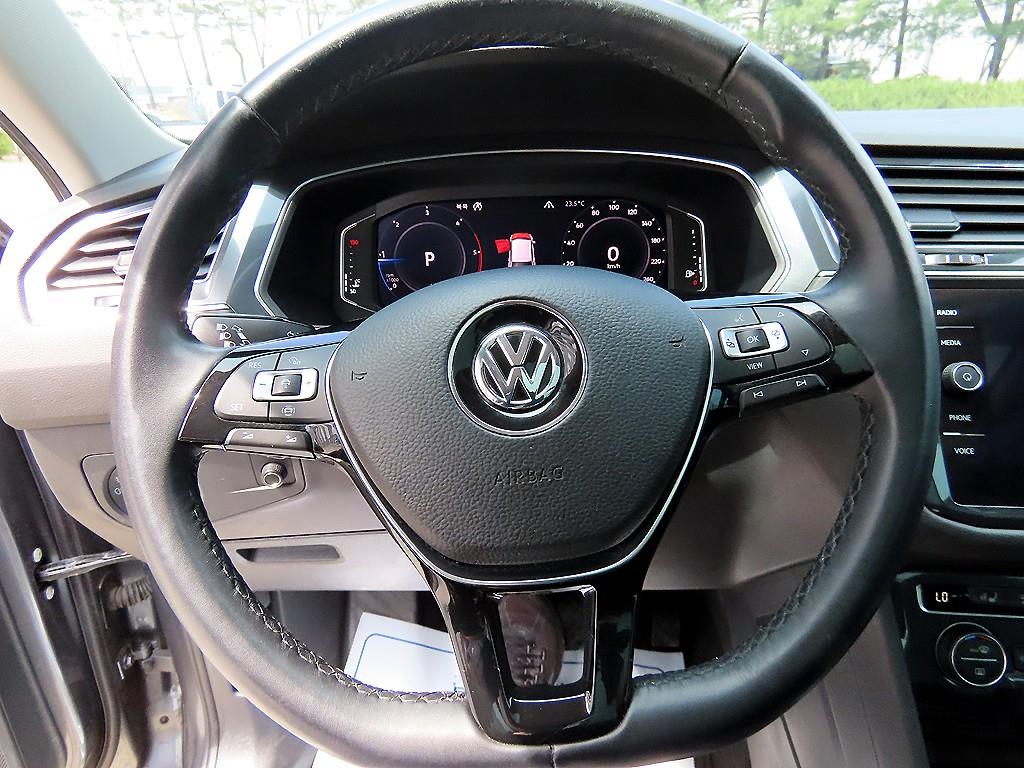 Volkswagen Tiguan - Vista 8