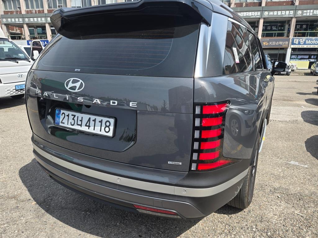 HYUNDAI Palisade - Vista 4