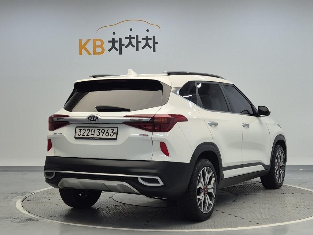 KIA Seltos - Vista 4