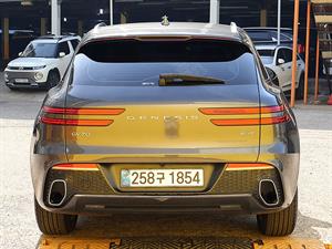 Genesis GV70 - Vista 6