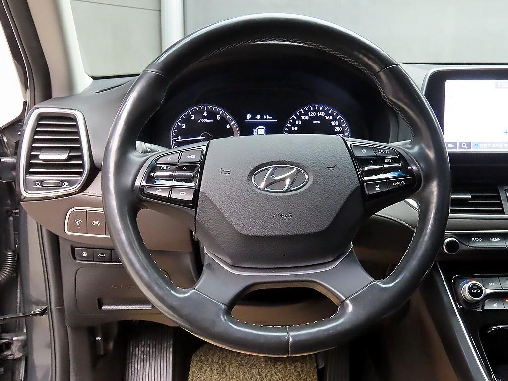 HYUNDAI Grandeur - Vista 9