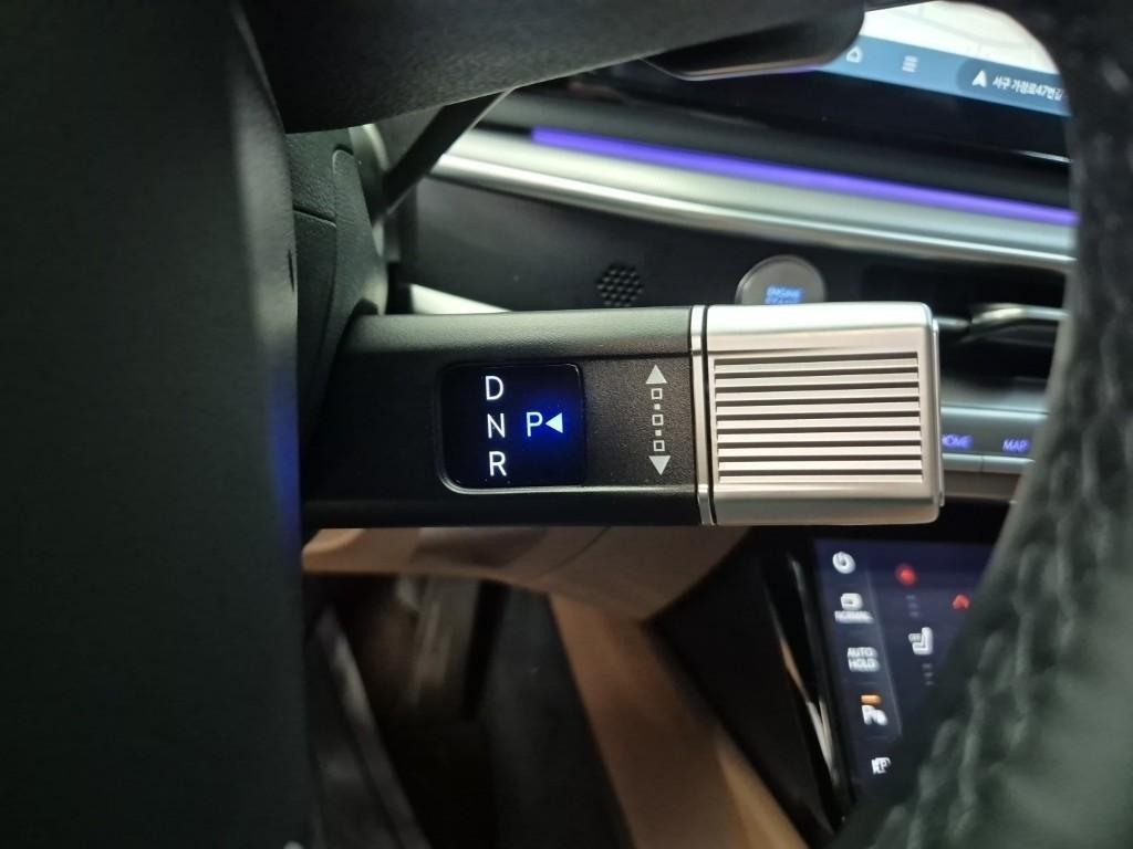 HYUNDAI Grandeur - Vista 8