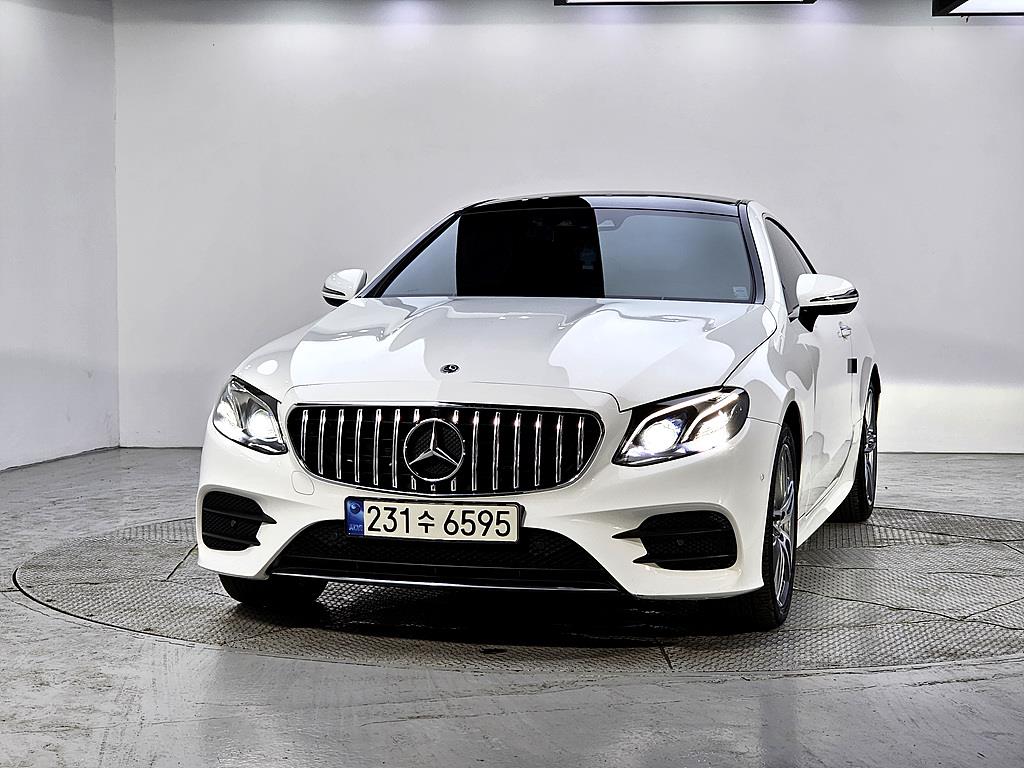 Mercedes Benz E class - Vista 2