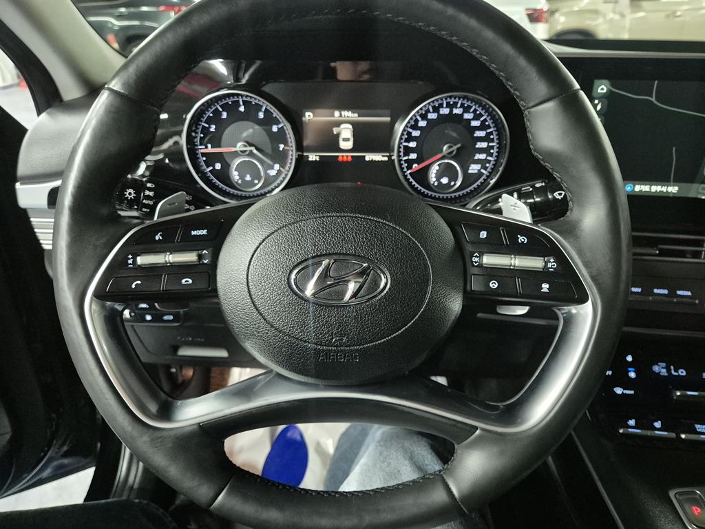 HYUNDAI Grandeur - Vista 8