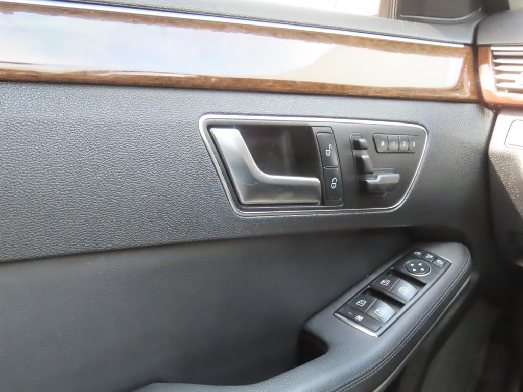 Mercedes Benz E class 2012 Blanco - Importación desde Corea - HF Imports Iquique - Foto 13