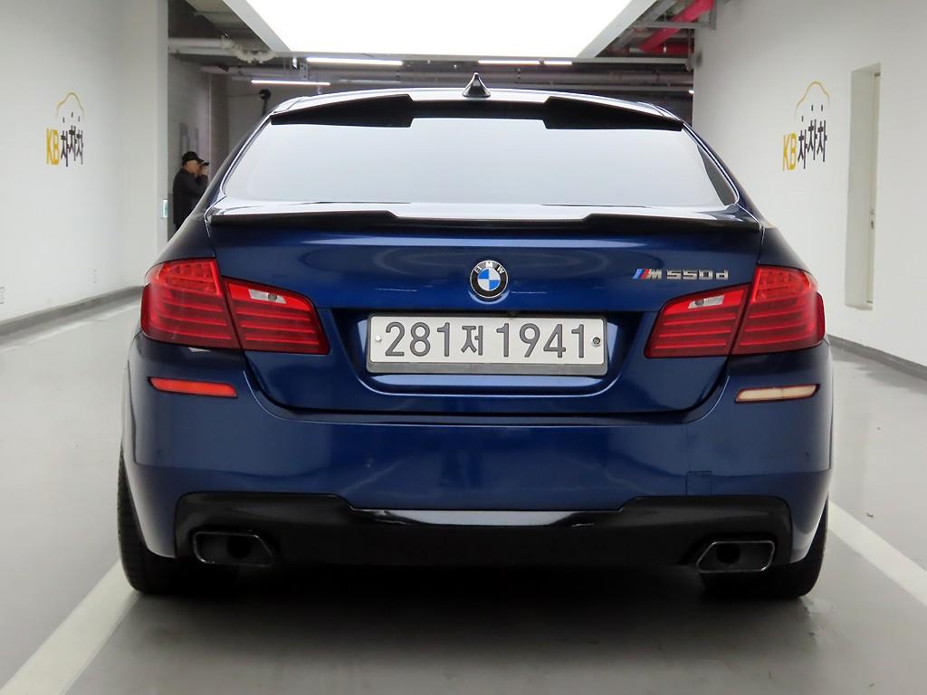 BMW 5 Series - Vista 5