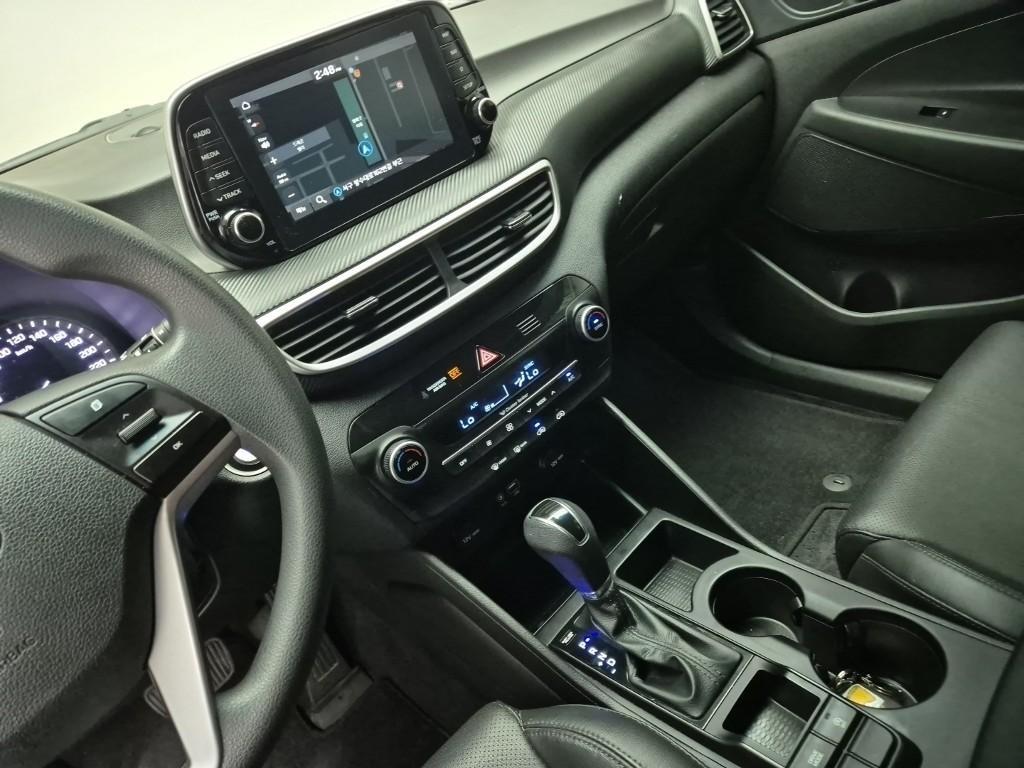 HYUNDAI Tucson - Vista 10