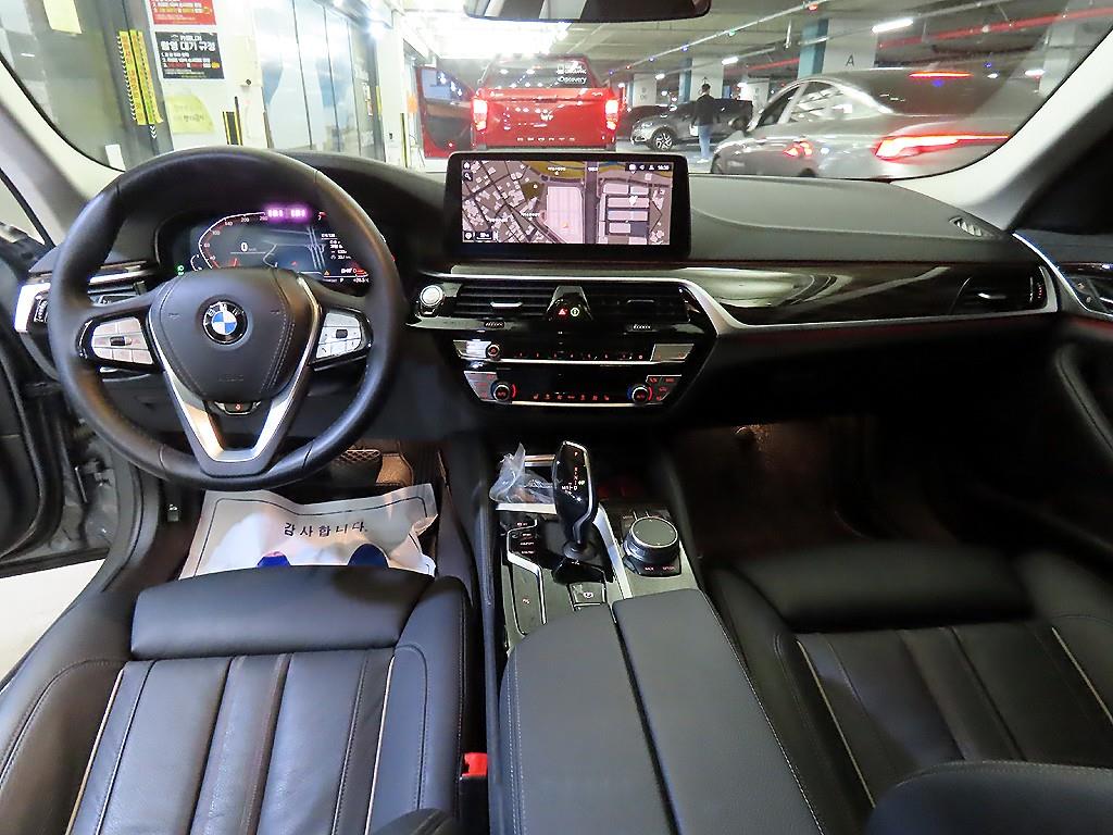 BMW 5 Series - Vista 10