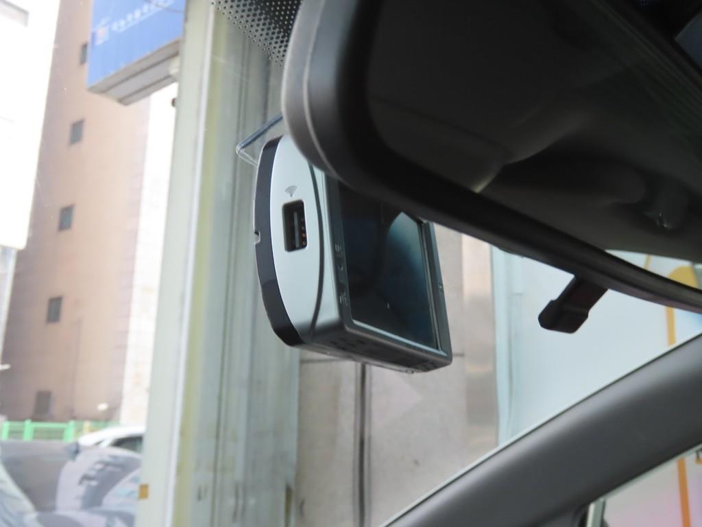 Ssangyong Korando - Vista 12