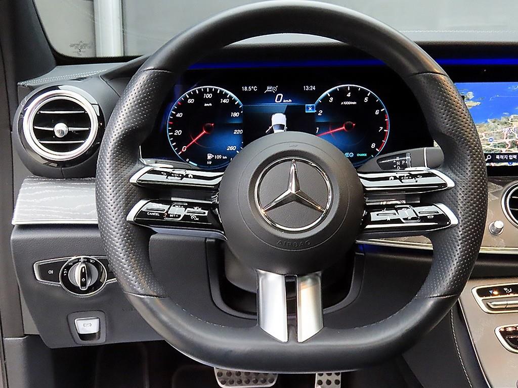 Mercedes Benz E class - Vista 9