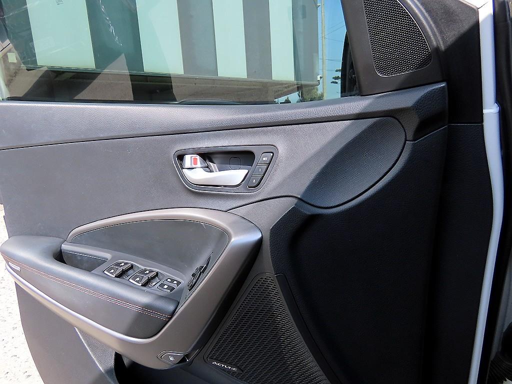 HYUNDAI Maxcruz - Vista 11