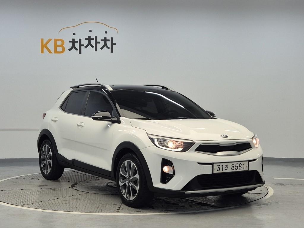 KIA Stonic - Vista 4