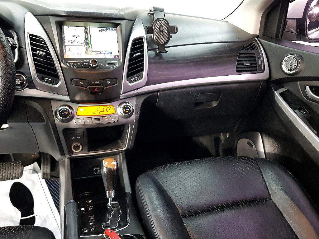 Ssangyong Korando - Vista 10