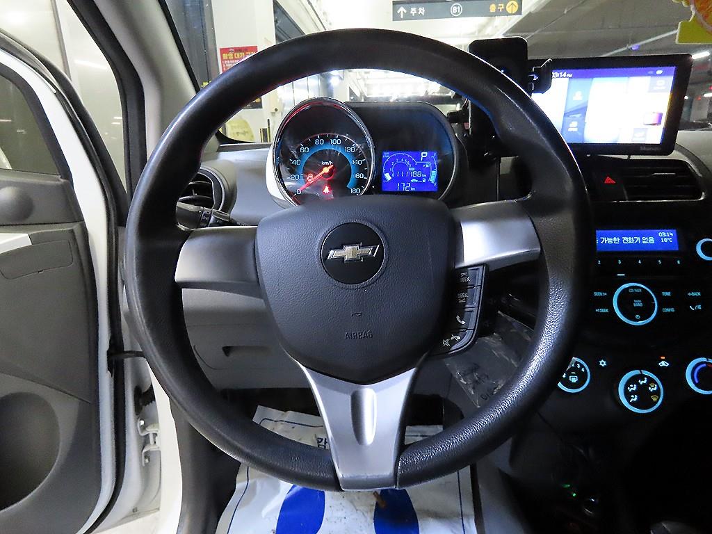 Chevrolet Spark - Vista 8